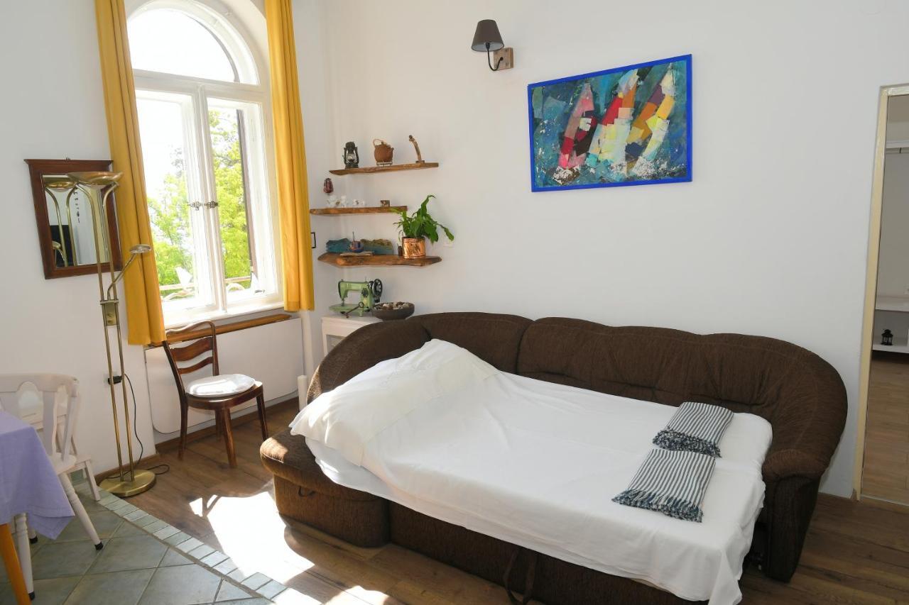 Apartment With Beautiful Sea View